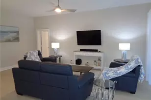 558 Vintage Reserve Ln, Naples, FL 34119 - Photo 10