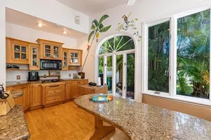 221 Viking Way, Naples, FL 34110 - Photo 20