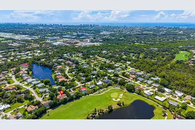 221 Viking Way, Naples, FL 34110 - Photo 8