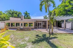 221 Viking Way, Naples, FL 34110 - Photo 34