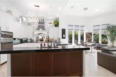 9081 Terranova Dr, Naples, FL 34109 - Photo 8