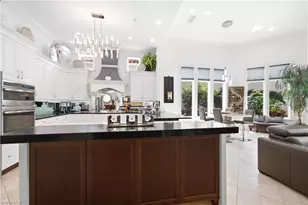 9081 Terranova Dr, Naples, FL 34109 - Photo 8