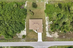 831 Bently St E, Lehigh Acres, FL 33974 - Photo 8