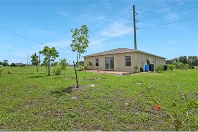 2426 Santabarbara Blvd N, Cape Coral, FL 33993 - Photo 20