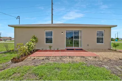 2426 Santabarbara Blvd N, Cape Coral, FL 33993 - Photo 18