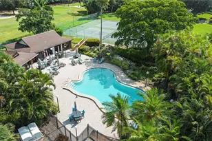 499 Forest Lakes Blvd, Naples, FL 34105 - Photo 22