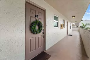 499 Forest Lakes Blvd, Naples, FL 34105 - Photo 2