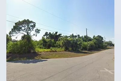 329 Australian Dr, Rotonda West, FL 33947 - Photo 4