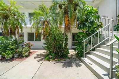 431 Van Buren St #D3, Fort Myers, FL 33916 - Photo 4