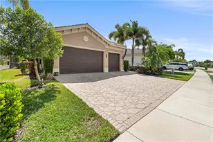 4158 Aspen Chase Dr, Naples, FL 34119 - Photo 2