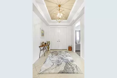 587 Avellino Isles Cir #23101, Naples, FL 34119 - Photo 4