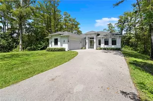 2545 18th Ave NE, Naples, FL 34120 - Photo 2