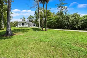 2545 18th Ave NE, Naples, FL 34120 - Photo 14