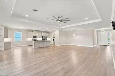 28140 Captiva Shell Loop, Bonita Springs, FL 34135 - Photo 4