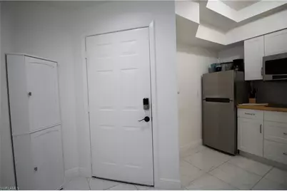 3323 Olympic Dr #712, Naples, FL 34105 - Photo 6