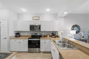 7915 Mahogany Run Ln, Naples, FL 34113 - Photo 16