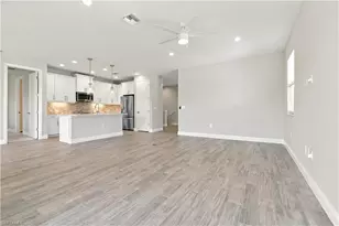 2626 Seychelles Cir, Naples, FL 34112 - Photo 4