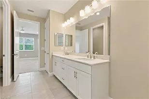 2626 Seychelles Cir, Naples, FL 34112 - Photo 10