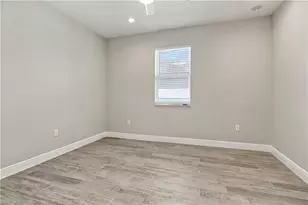 2626 Seychelles Cir, Naples, FL 34112 - Photo 14