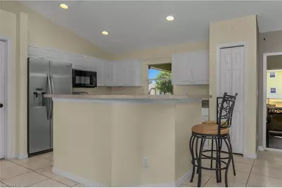 3907 27th St SW, Lehigh Acres, FL 33976 - Photo 10