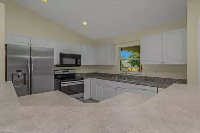 3907 27th St SW, Lehigh Acres, FL 33976 - Photo 12