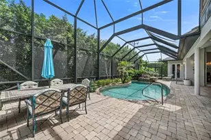 649 Bow Line Dr, Naples, FL 34103 - Photo 4