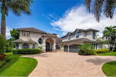 649 Bow Line Dr, Naples, FL 34103 - Photo 1