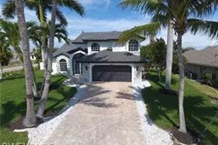 1927 SW 31st Terrace, Cape Coral, FL 33914 - Photo 4