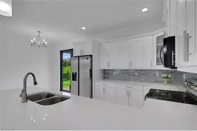 4352 24th Ave NE, Naples, FL 34120 - Photo 10