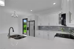 4352 24th Ave NE, Naples, FL 34120 - Photo 10