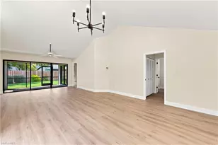 857 Reef Point Cir, Naples, FL 34108 - Photo 8