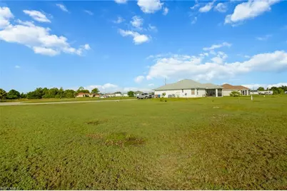 2300 Christopher Ave N, Lehigh Acres, FL 33971 - Photo 10