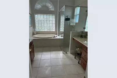 4991 Cerromar Dr, Naples, FL 34112 - Photo 14