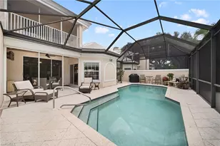 392 Carlton Pl, Naples, FL 34108 - Photo 2
