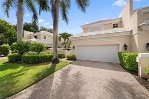 392 Carlton Pl, Naples, FL 34108 - Photo 10