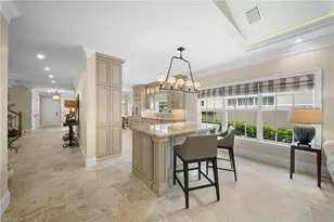 392 Carlton Pl, Naples, FL 34108 - Photo 18