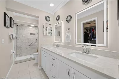 380 Gabriel Cir #8, Naples, FL 34104 - Photo 22
