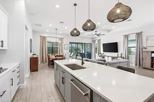 9831 Everglades Dr, Naples, FL 34120 - Photo 14