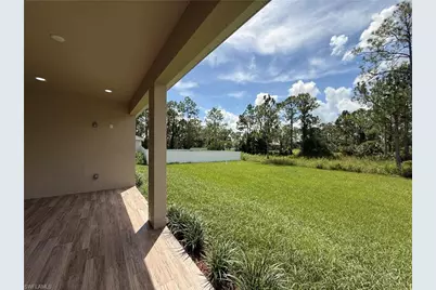 469 Woodman Dr, Lehigh Acres, FL 33972 - Photo 18