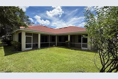10601 Sir Michaels Place Dr, Bonita Springs, FL 34135 - Photo 4