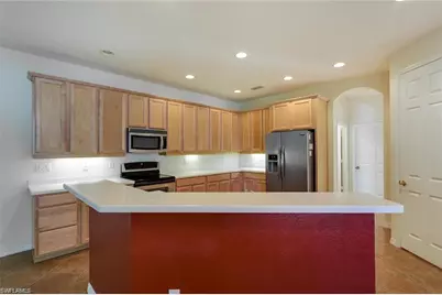 10601 Sir Michaels Place Dr, Bonita Springs, FL 34135 - Photo 12