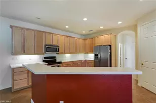 10601 Sir Michaels Pl Dr, Bonita Springs, FL 34135 - Photo 12