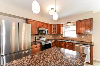 302 SE 3rd St, Cape Coral, FL 33990 - Photo 4