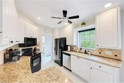 28023 Dorado Dr, Bonita Springs, FL 34135 - Photo 20