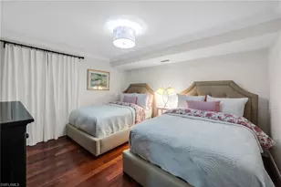 105 Clubhouse Ln, Naples, FL 34105 - Photo 18