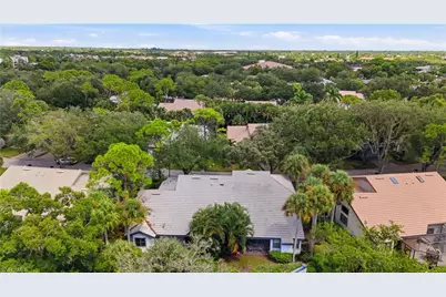 27067 Kindlewood Ln, Bonita Springs, FL 34134 - Photo 28