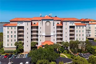 269 Vintage Bay Dr, Marco Island, FL 34145 - Photo 2