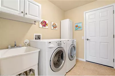927 SW 28th Ter, Cape Coral, FL 33914 - Photo 30