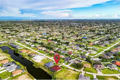 927 SW 28th Ter, Cape Coral, FL 33914 - Photo 38