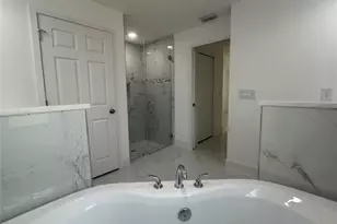 1011 Edison Ave, Lehigh Acres, FL 33972 - Photo 14